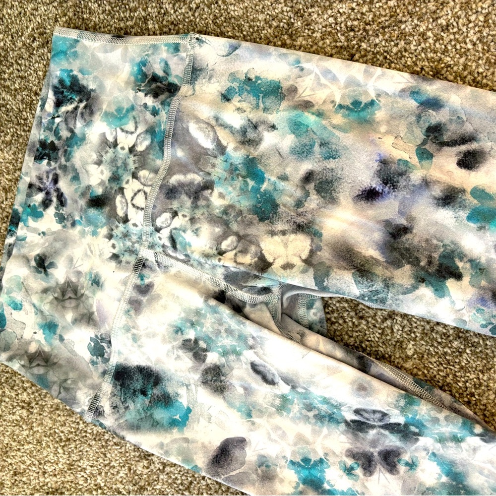 Lululemon Wonder Train high rise leggings
